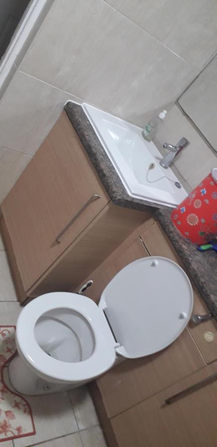לונדון 7, Cranehouse Brangbourne Road One Big Double Room Available On Reasonable Price, Shared Flat מראה חיצוני תמונה