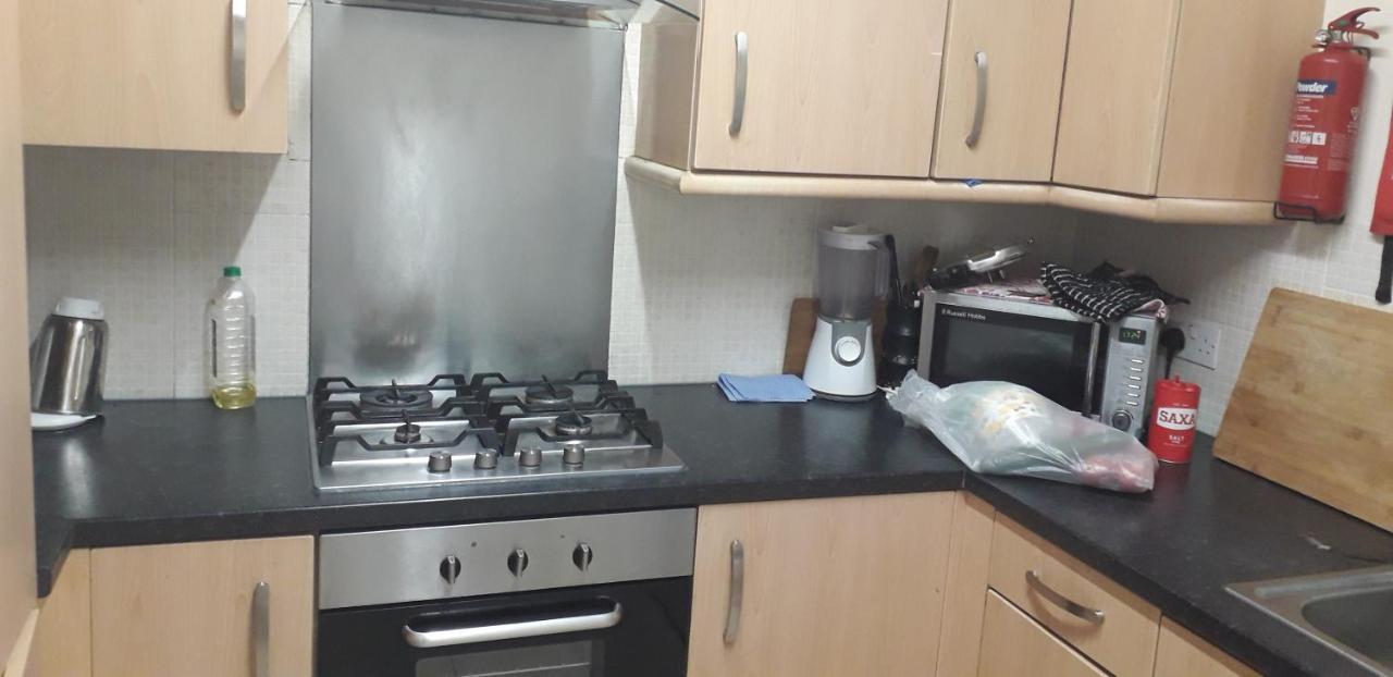 לונדון 7, Cranehouse Brangbourne Road One Big Double Room Available On Reasonable Price, Shared Flat מראה חיצוני תמונה